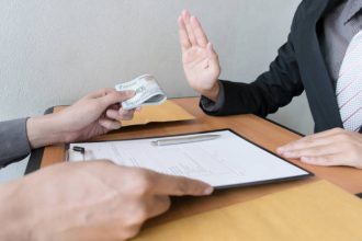 Le recours de la caution contre le débiteur principal : quand est-il éteint ?