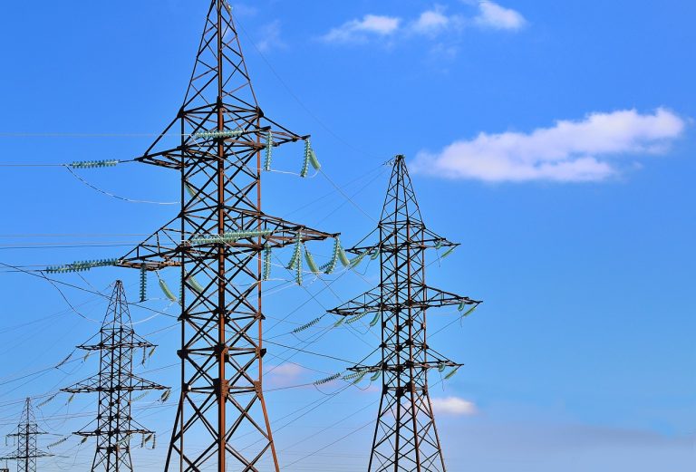 Poste de transformation haute tension : ce qu'il faut savoir pour un chantier réussi